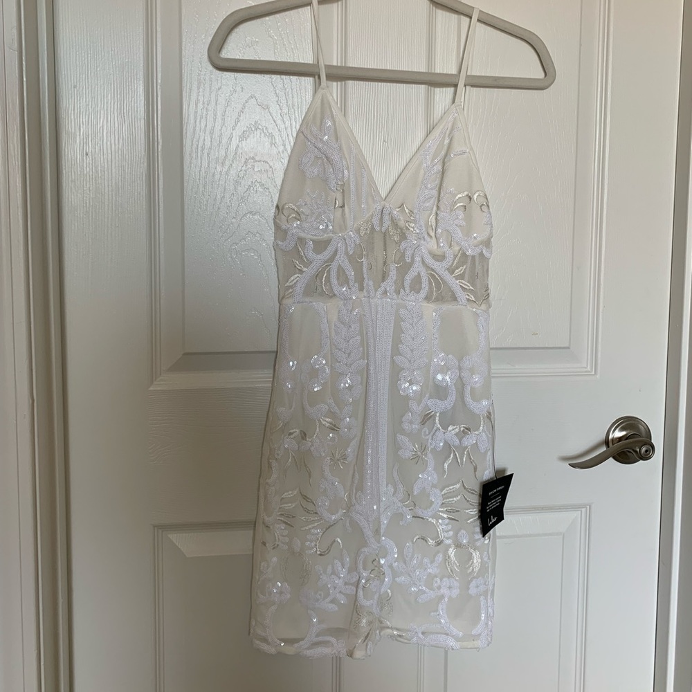 White spaghetti strap Lulus sparkly dress. Size XS.